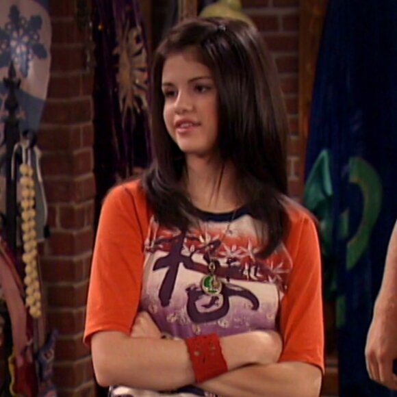 2000s Flower Pendant Necklace ASO Alex Russo - Picture 9 of 9